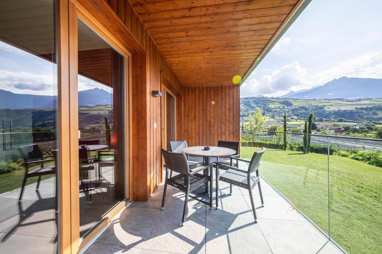 Residence Der Heinrichshof Lagundo Exterior foto